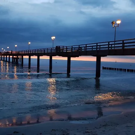 5 Sterne Kaptain's Huus In Der Seefahrtschule * Wustrow (Fischland)