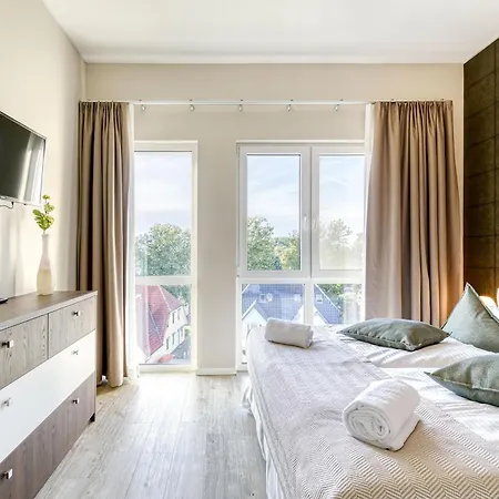 5 Sterne Kaptain's Huus In Der Seefahrtschule Wustrow (Fischland)