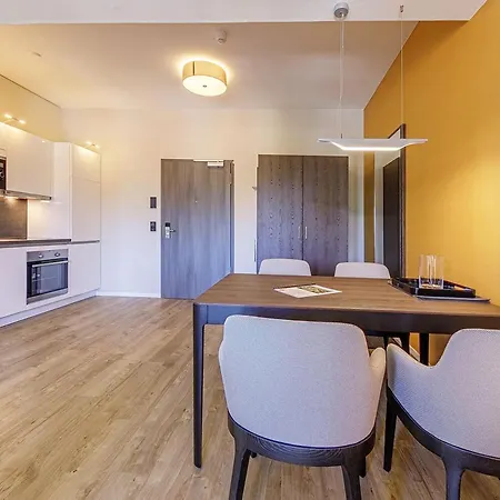 5 Sterne Kaptain's Huus In Der Seefahrtschule * Wustrow (Fischland)