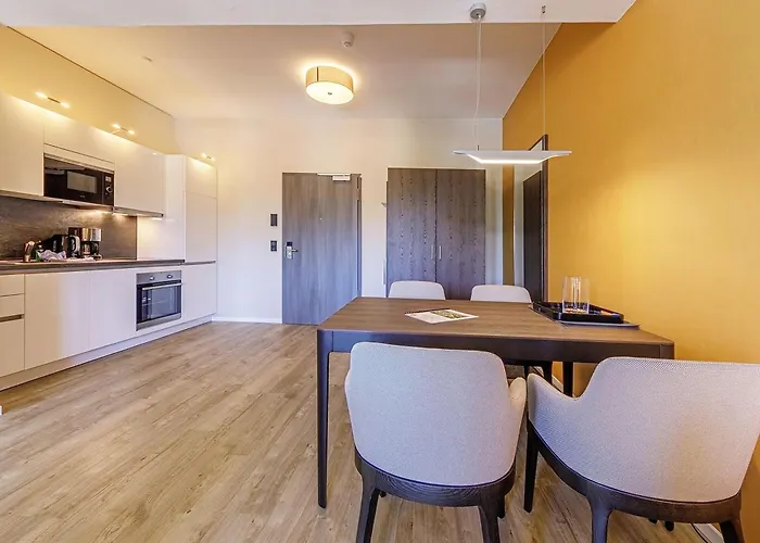 5 Sterne Kaptain's Huus In Der Seefahrtschule * Wustrow (Fischland)